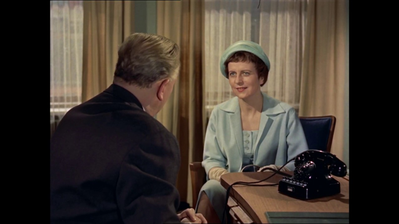 Mor skal giftes (1958) - Officiel trailer Mor skal giftes (1958) - Officiel trailer