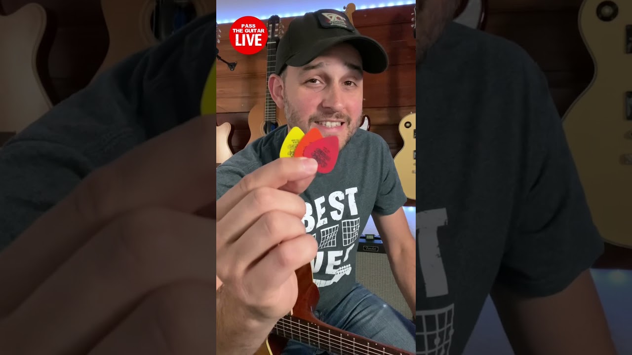 BEST GUITAR PICK for Strumming! #shorts #guitarlesson BEST GUITAR PICK for Strumming! #shorts #guitarlesson