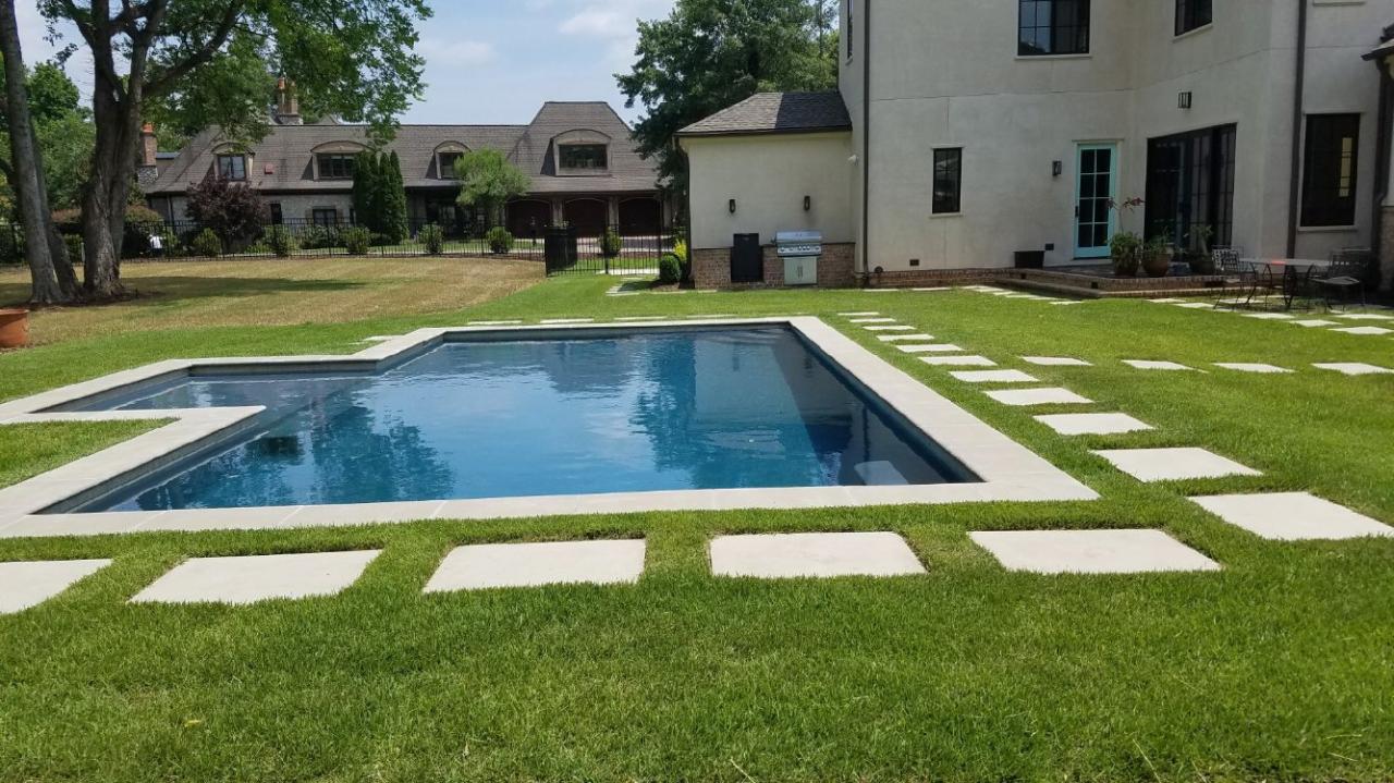 What'S The Best Lawn For Growing Near A Pool?