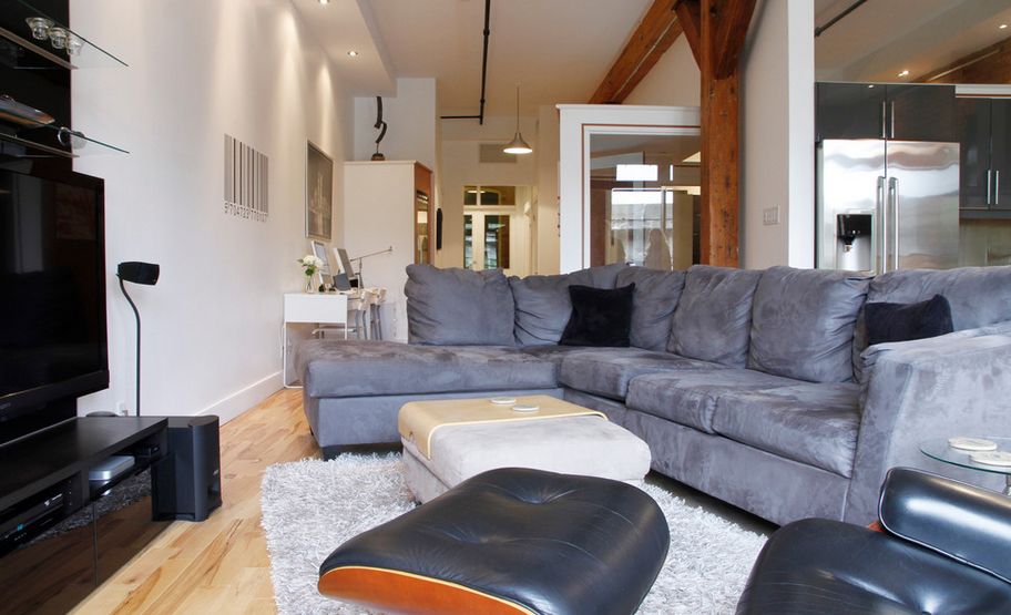 How To Decorate With Oversized Sofas How To Decorate With Oversized Sofas