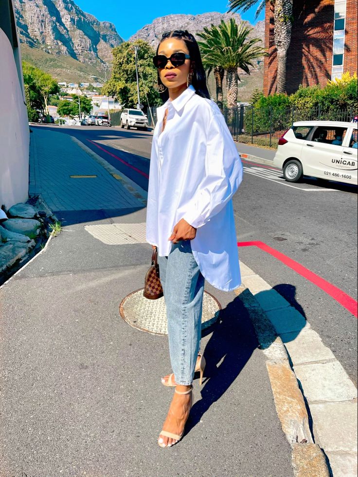 Oversized white shirt | Outfit semplici invernali, Outfit, Camicione Oversized White Shirt | Outfit Semplici Invernali, Outfit, Camicione