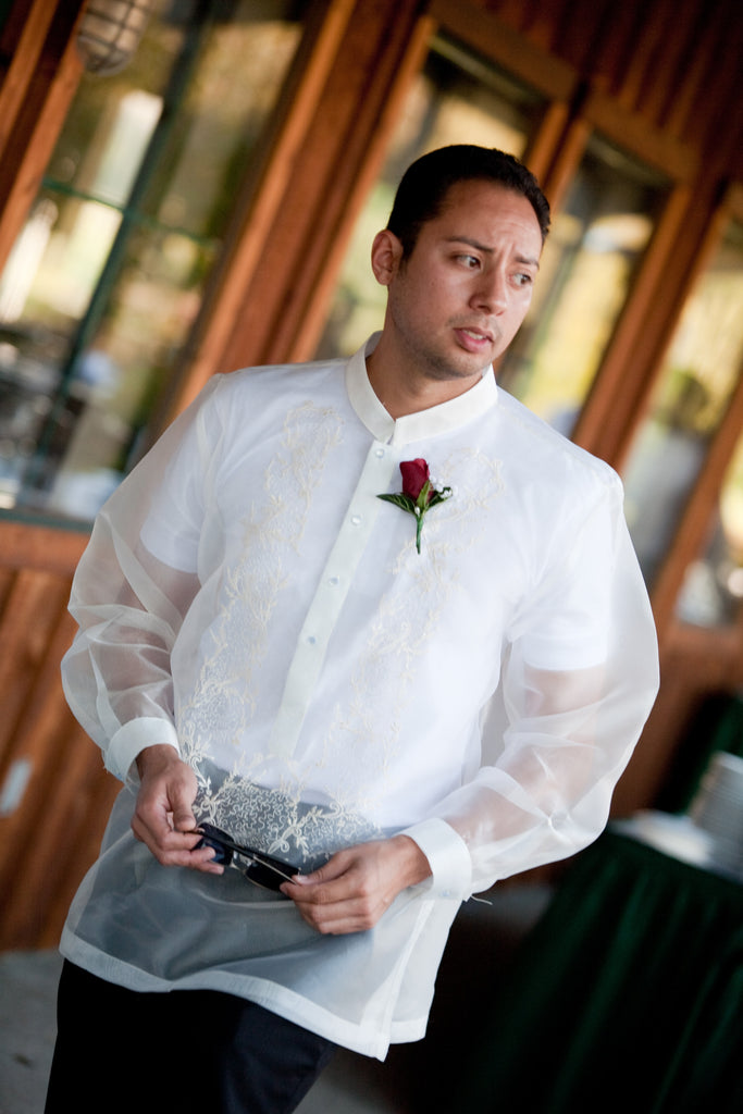The Barong Tagalog's Origins And Many Reinventions – Sinta & Co. The Barong Tagalog'S Origins And Many Reinventions – Sinta & Co.