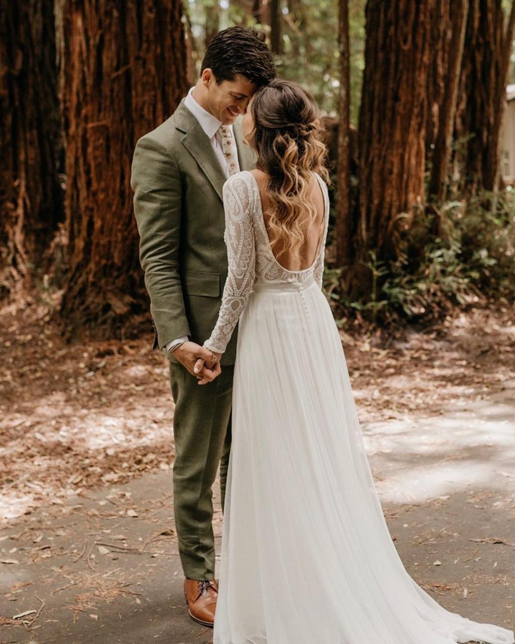 10 Stunning Rustic Wedding Outfit Ideas for a Charming Country Affair